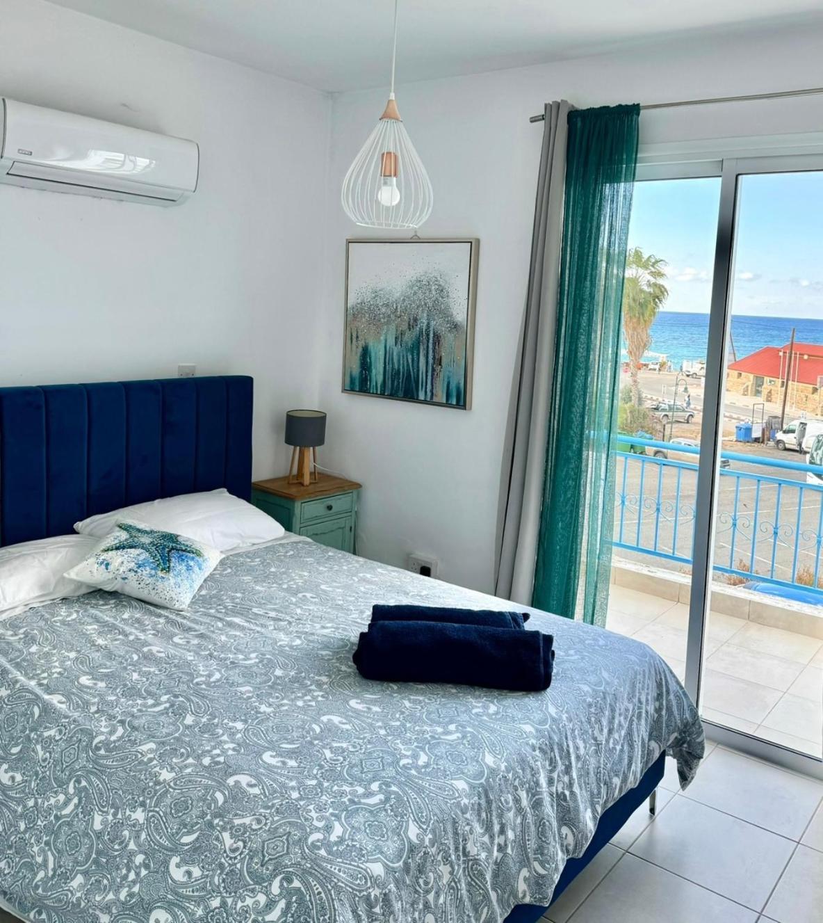 Blue Lagoon Latsi Centre Екстер'єр фото